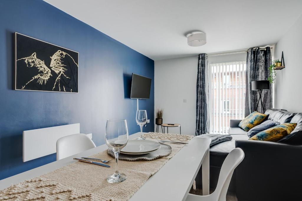 City Living Penthouse Apartment With Parking Манчестер Екстер'єр фото