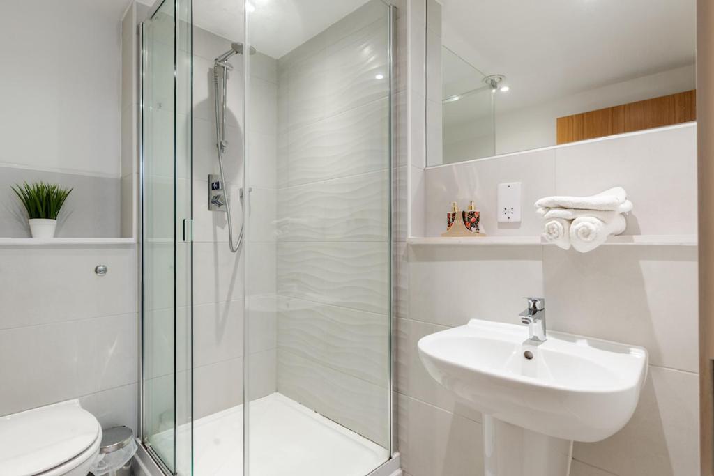 City Living Penthouse Apartment With Parking Манчестер Екстер'єр фото